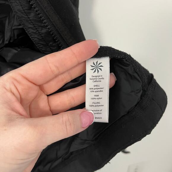 Athleta Blue Rock Springs Black Quilted Jacket Size 2X - Picture 3 of 7